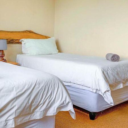 Wits End Mountain Resort Champagne Valley Екстер'єр фото