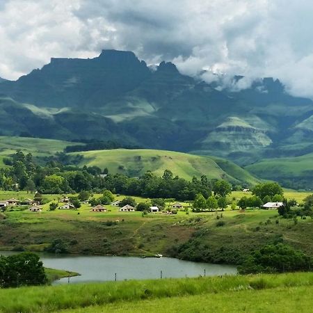 Wits End Mountain Resort Champagne Valley Екстер'єр фото