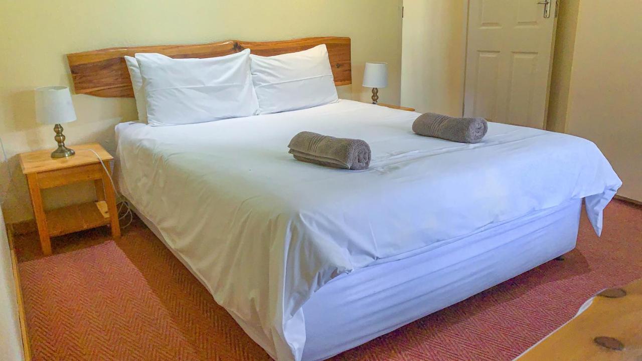 Wits End Mountain Resort Champagne Valley Екстер'єр фото