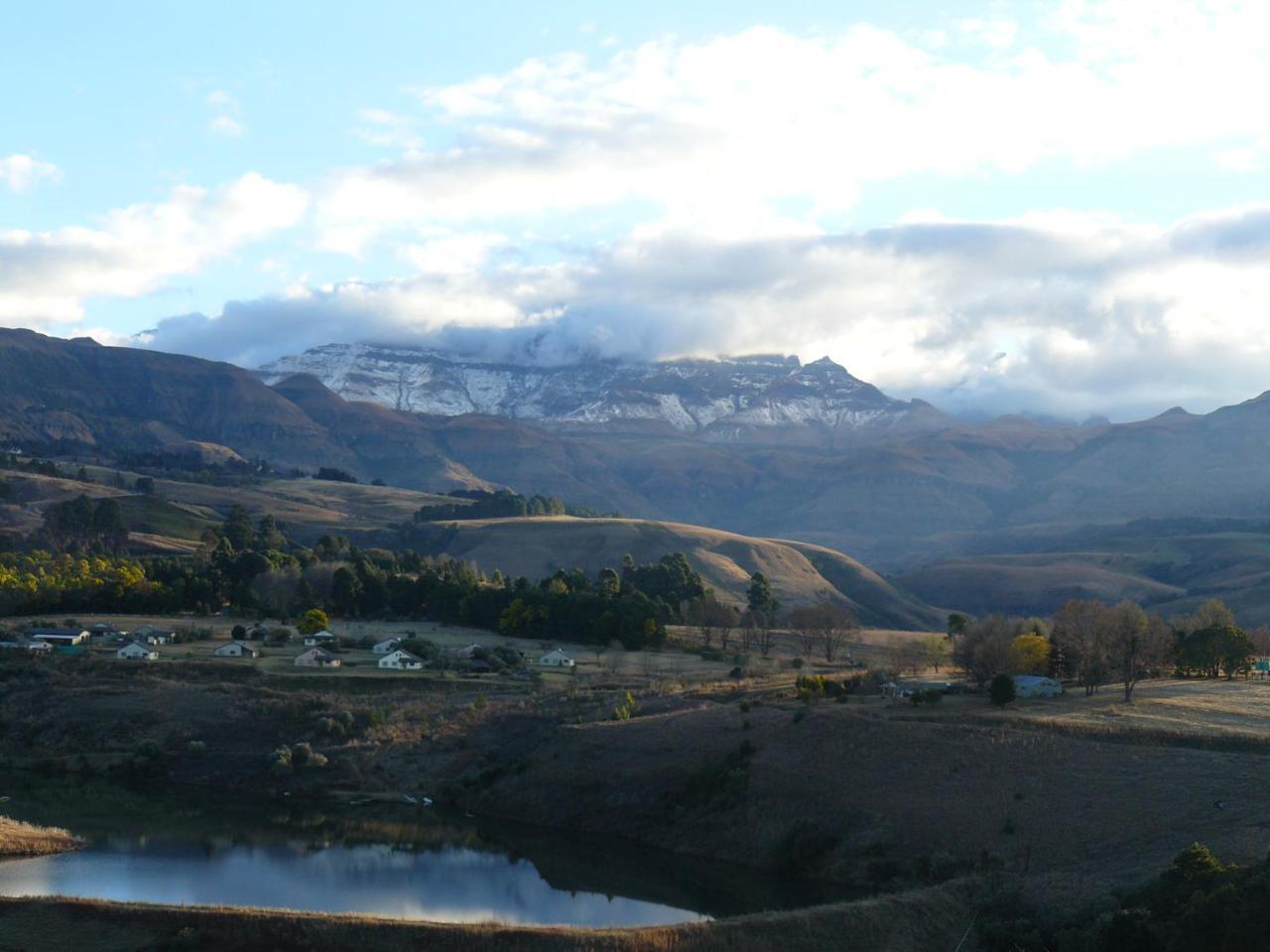 Wits End Mountain Resort Champagne Valley Екстер'єр фото