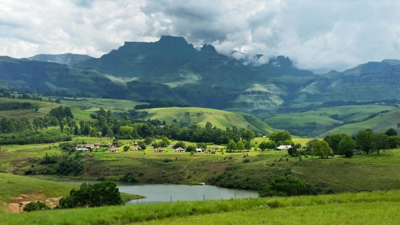 Wits End Mountain Resort Champagne Valley Екстер'єр фото